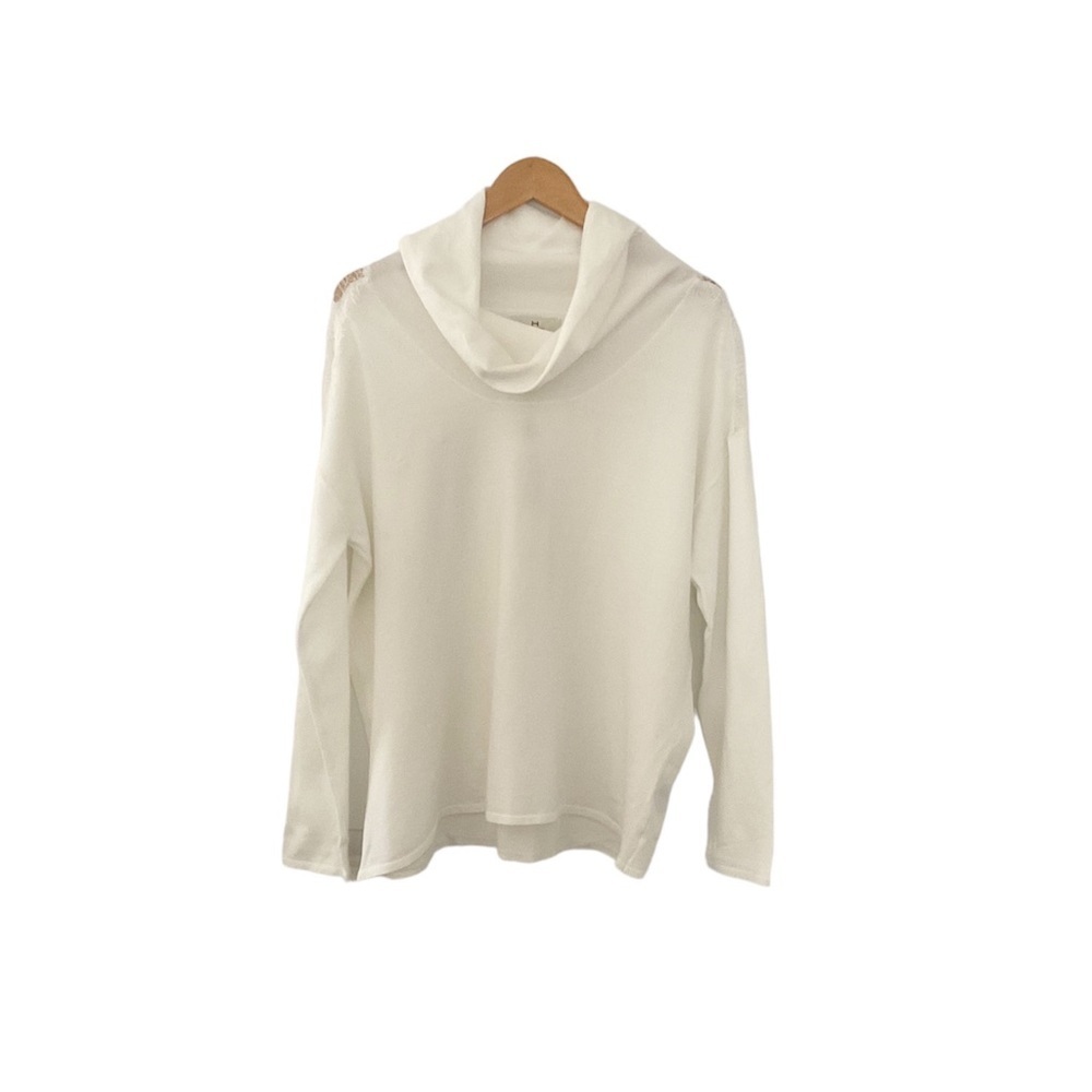 H Halston Cowl Oversized Fit Sweater Size Medium‎ Cream